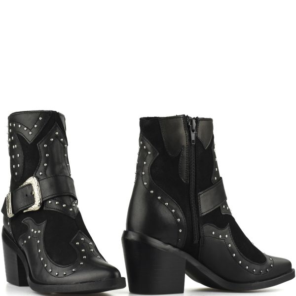 Poelman enkellaarsjes P5646 zwart met western gesp en studs